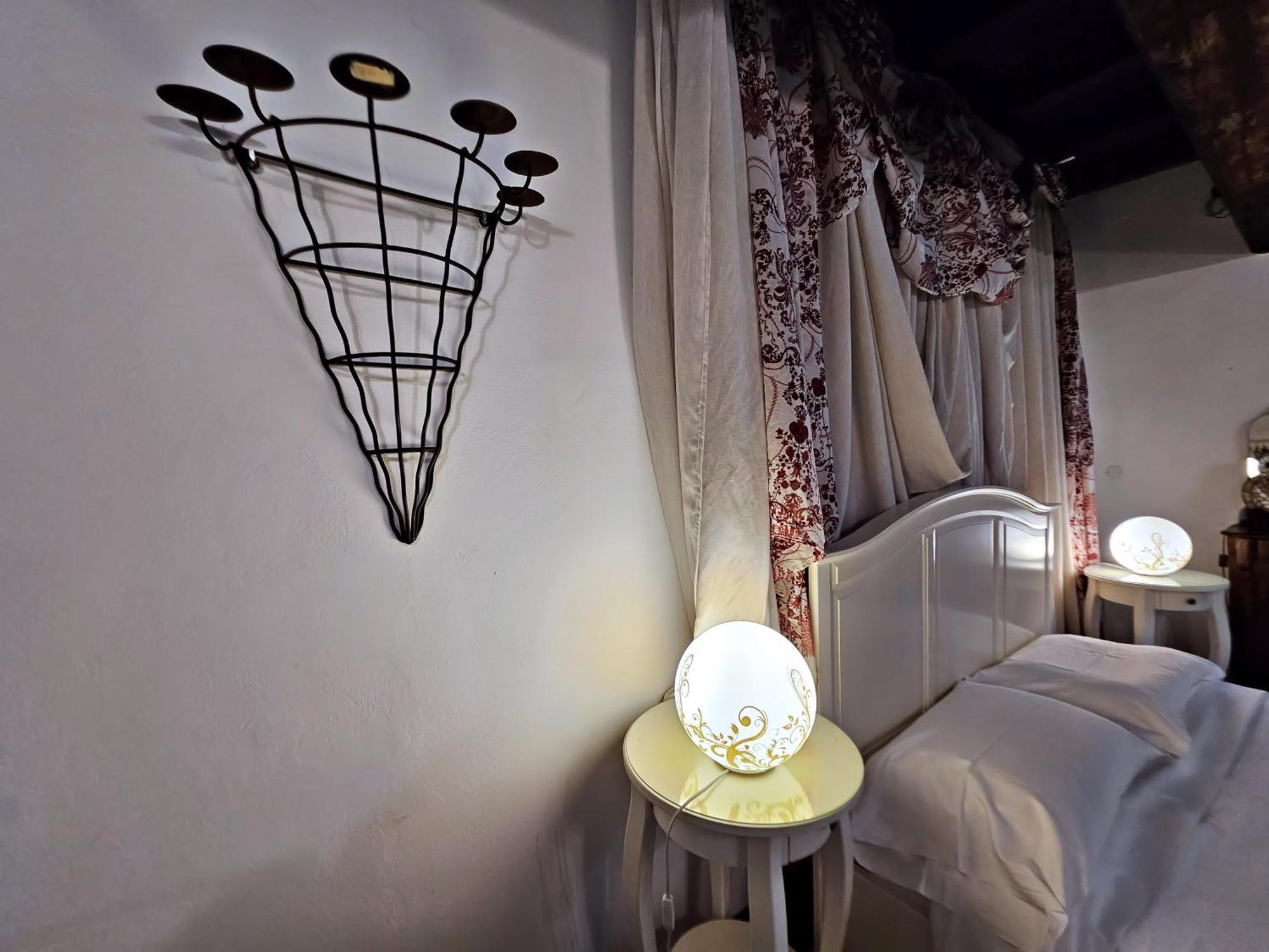 Апартаменты Residenza Saragozza Nuovo Stile Gipsy 2025 ! Болонья Экстерьер фото